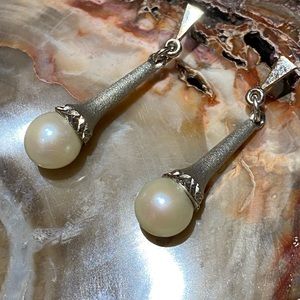 Vintage 14k White Gold Cultured Pearl Drop Earrings